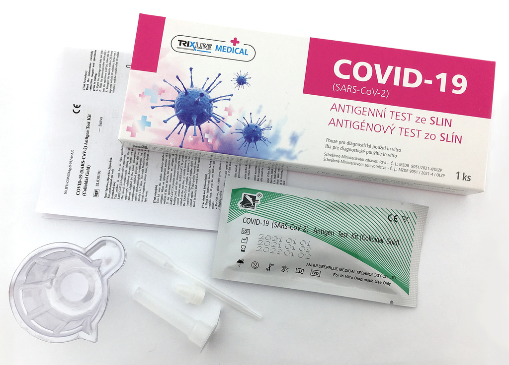 COVID-19 antigenní test ze slin