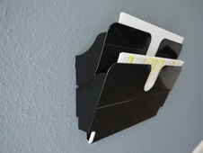 Držák na prospekty DURABLE magnetický - 2 / A4 černý / na šířku