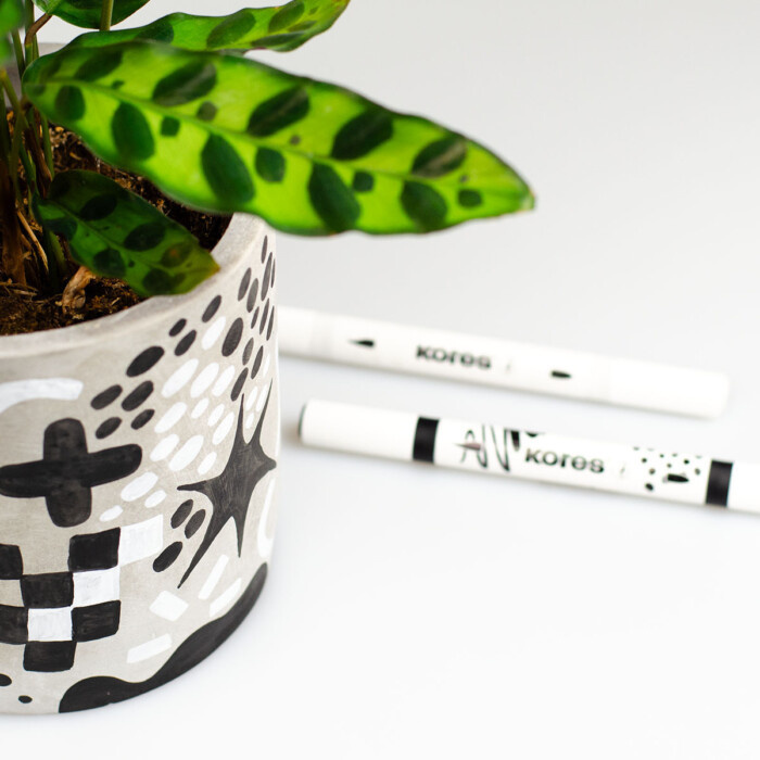 Akrylový popisovač Kreative Marker 2v1 - sada / černá a bílá