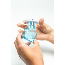 Ořezávátko Perro - se zásobníkem / barevný mix