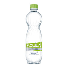 Aquila první voda - jemně perlivá / 0,5 l