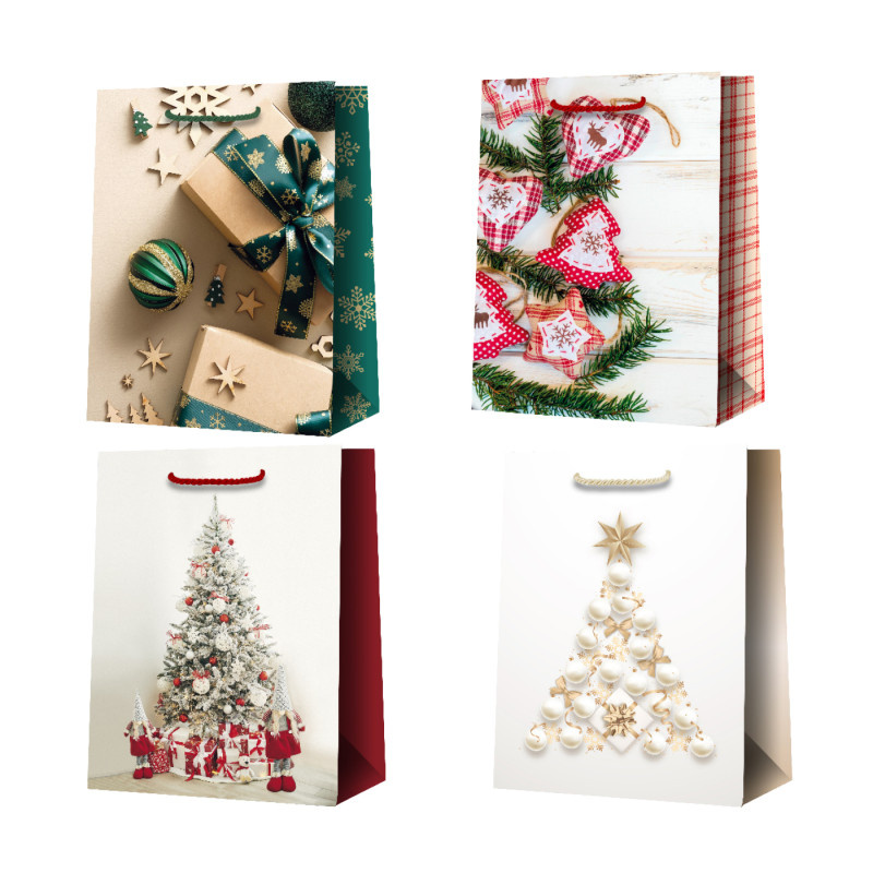 Vánoční dárková taška M - mix motivů / 18 x 23 cm